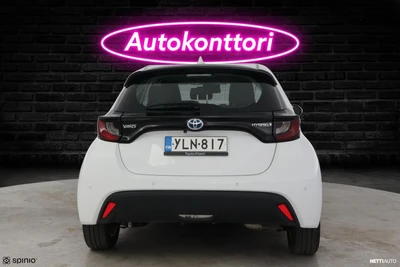 Toyota Yaris 1.5 Hybrid Active 5-ov 2022, kuva 3/11