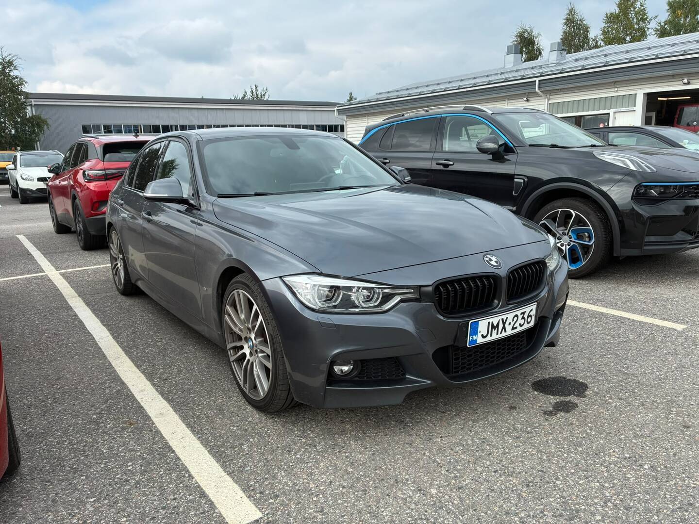 BMW 330