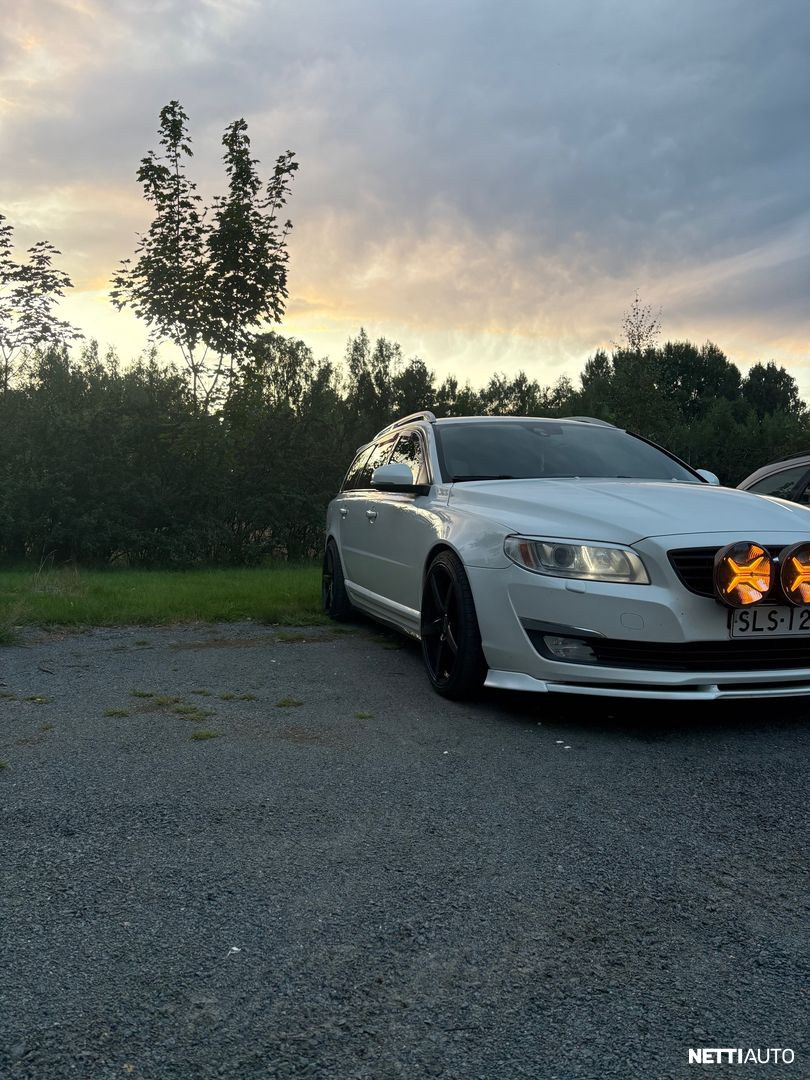 Volvo V70