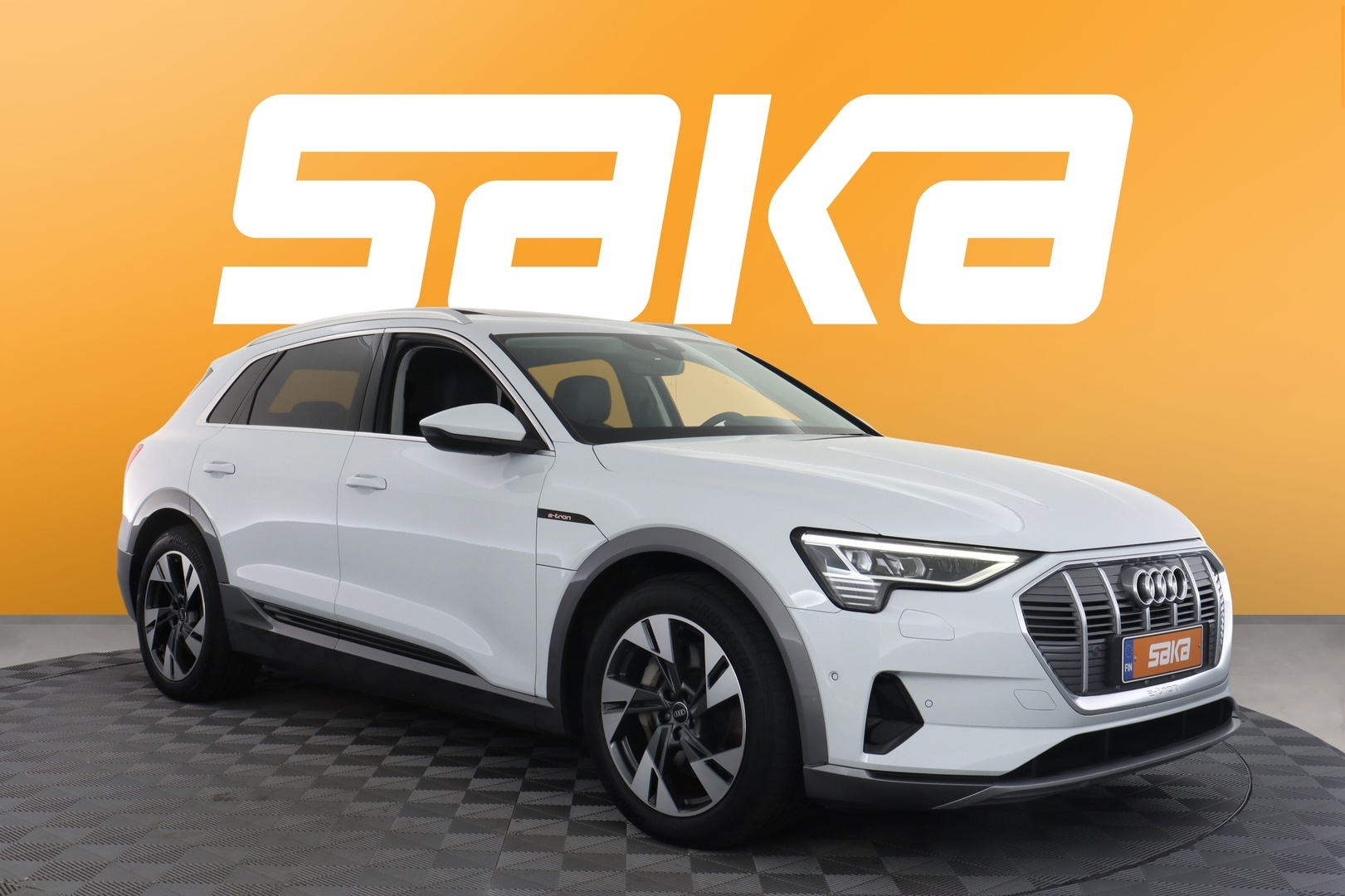 Audi e-tron Advanced 55 quattro