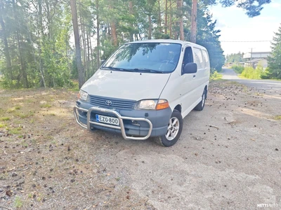 Toyota Hiace 2,5 D4D 100 4ov 2001, photo 2/11