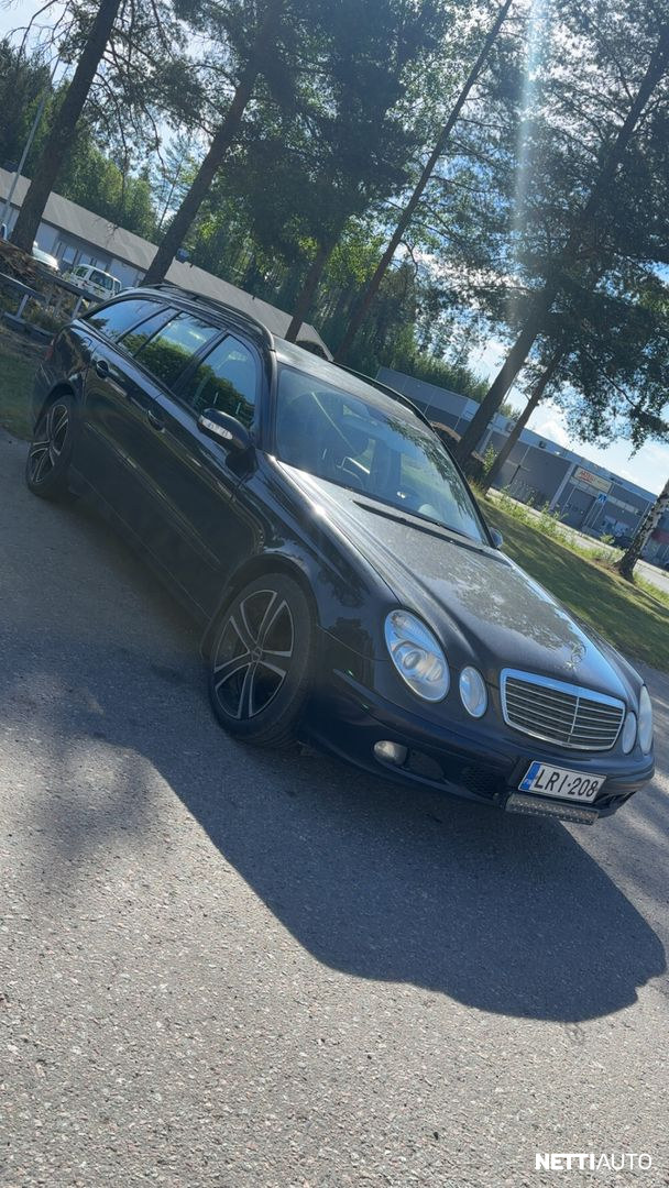 Mercedes-Benz E 220