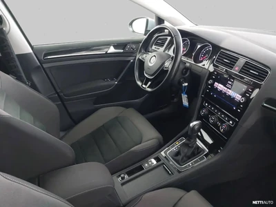 Volkswagen Golf 2020, photo 7/9