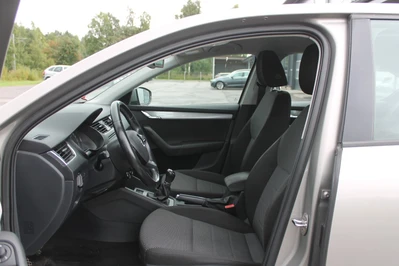 Skoda Octavia 1,2 TSI Ambition 2014, kuva 3/8