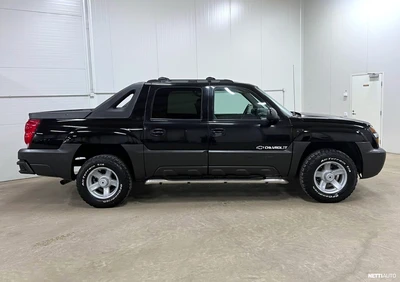 Chevrolet Avalanche 2004, kuva 5/10