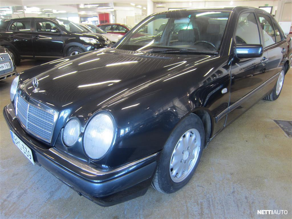 Mercedes-Benz E