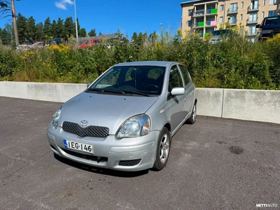 Toyota Yaris 1.3 bensin 2003, kuva 1/5