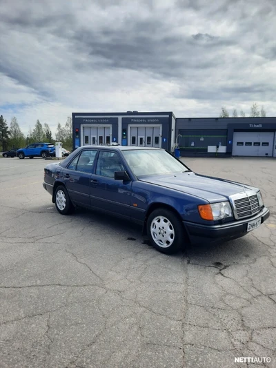 Mercedes-Benz E 300E 4Matic 1988, kuva 2/7