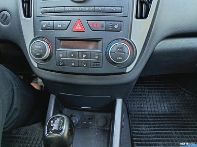 Kia Ceed 1,6 ISG Active SW EcoDynamics 2011, kuva 7/14