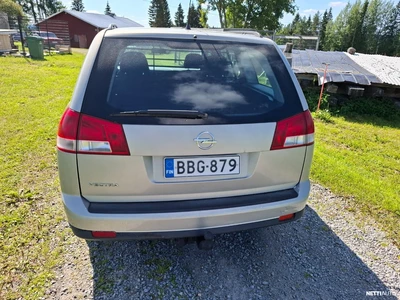 Opel Vectra 2005, kuva 4/6