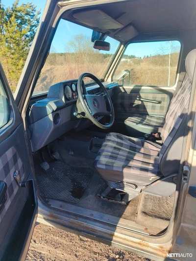 Mercedes-Benz G 1988, photo 7/9