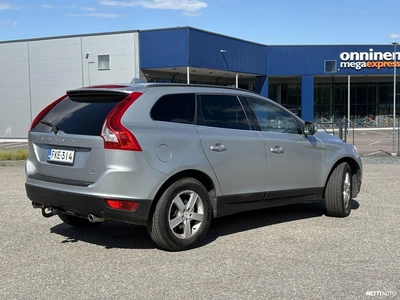 Volvo XC60 2011, photo 2/5