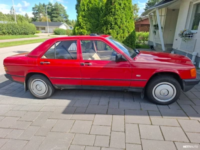 Mercedes-Benz 190 190D 1986, kuva 5/11