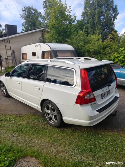 Volvo V70 2012, kuva 6/12