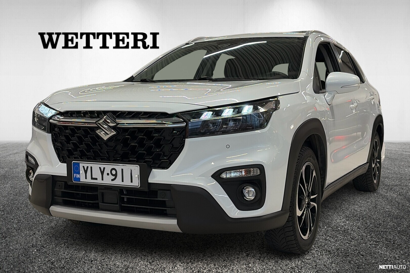 Suzuki S-cross