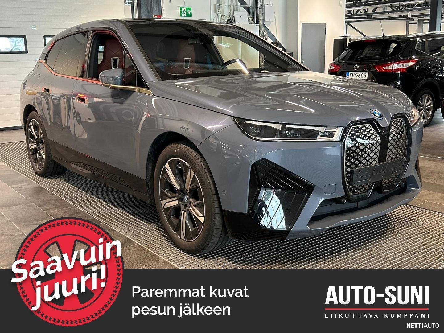 BMW iX