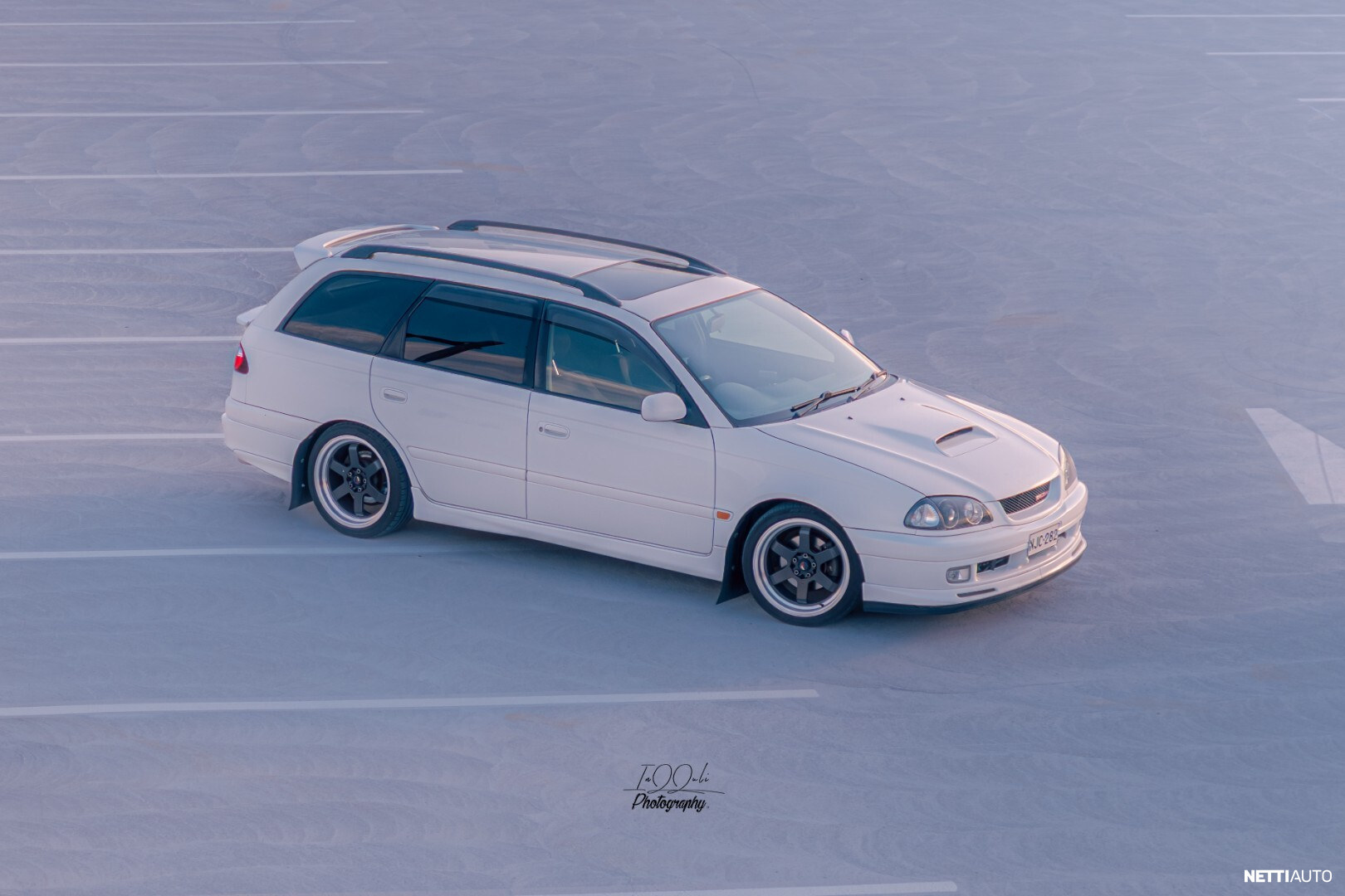 Toyota Caldina