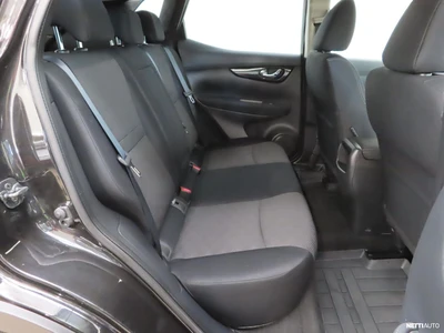 Nissan Qashqai 2015, photo 6/10