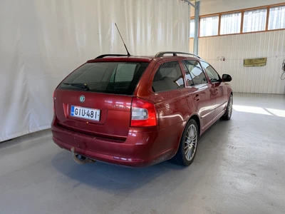 Skoda Octavia 2010, photo 3/21
