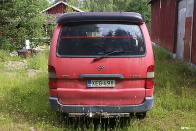 Toyota Hiace D 4D 2004, photo 3/9