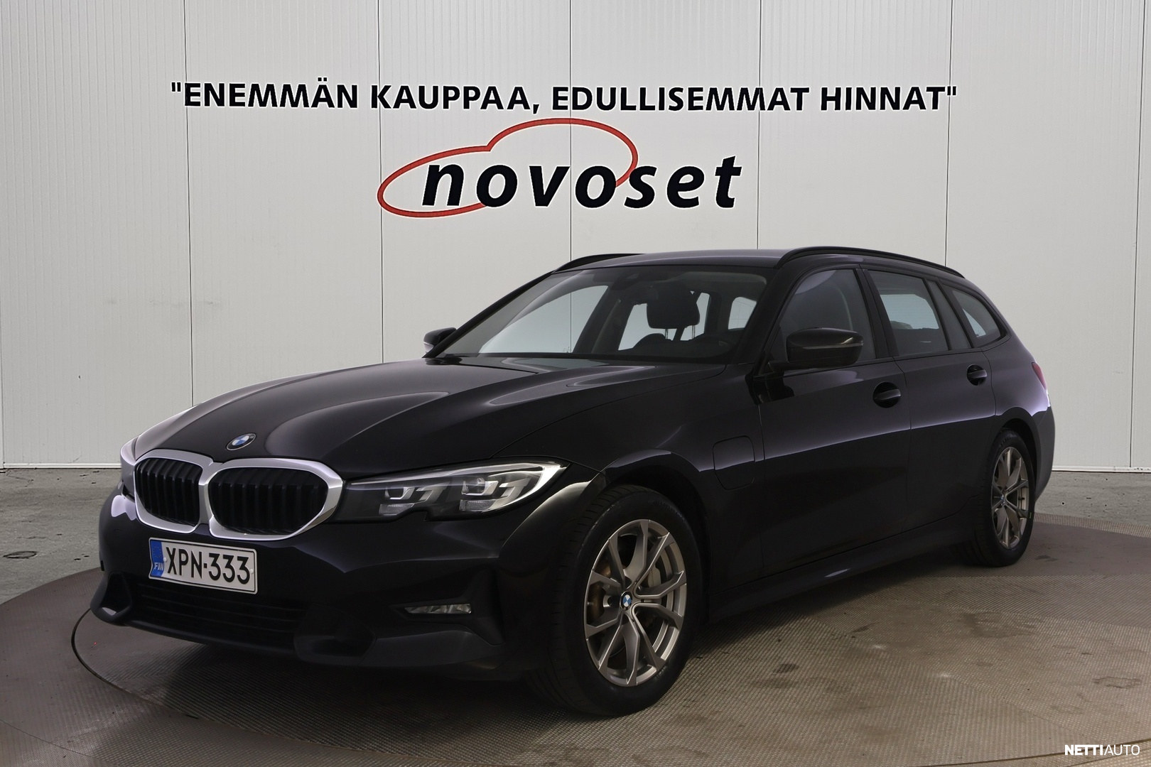 BMW 330