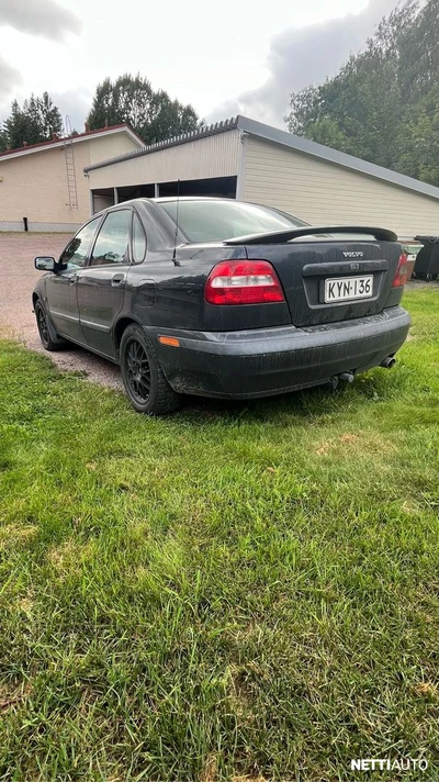 Volvo S40 2000, photo 2/7