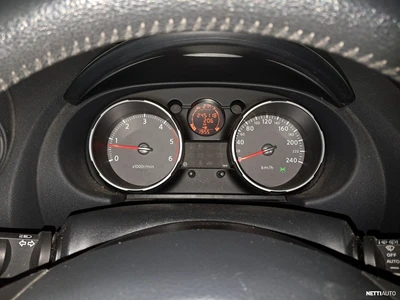 Nissan Qashqai+2 2009, photo 7/10