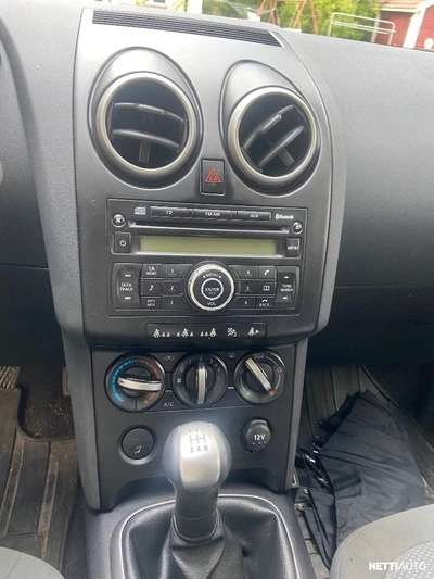 Nissan Qashqai+2 2010, kuva 5/7