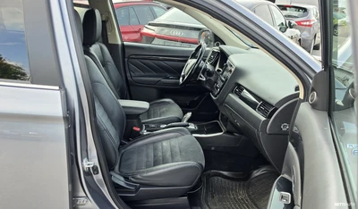 Mitsubishi Outlander PHEV 2016, photo 4/10