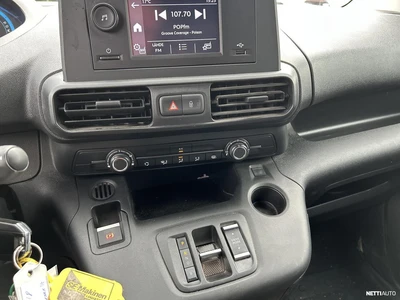 Peugeot e-Partner 50 kWh 136 XL 2022, kuva 6/7