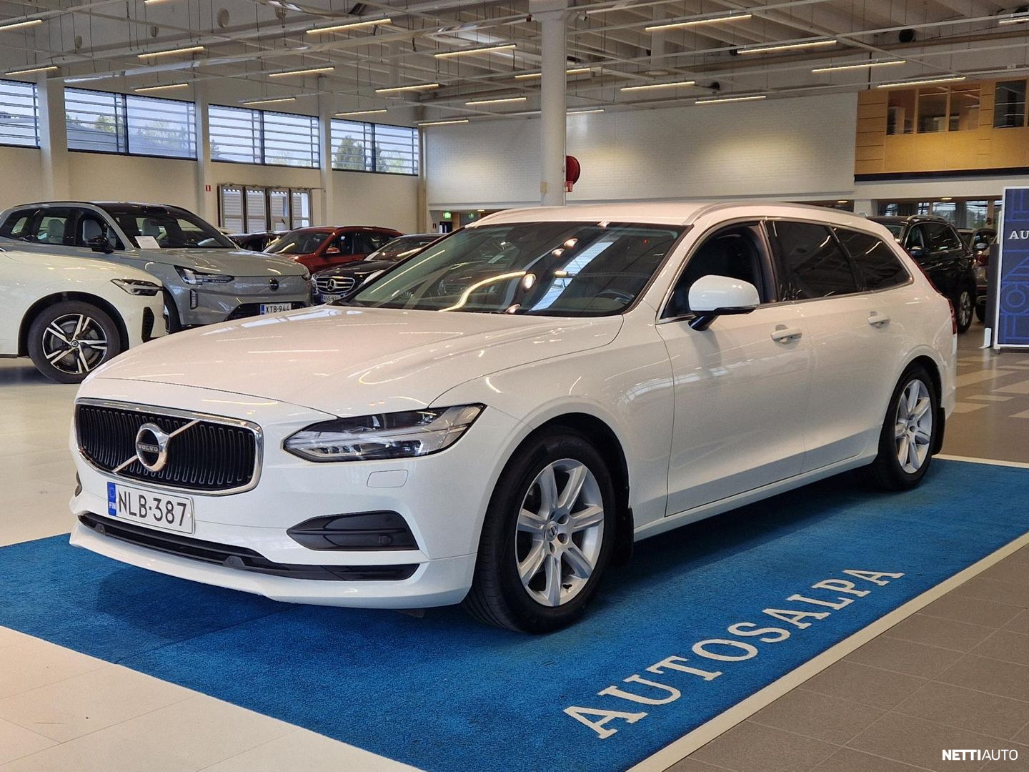 Volvo V90