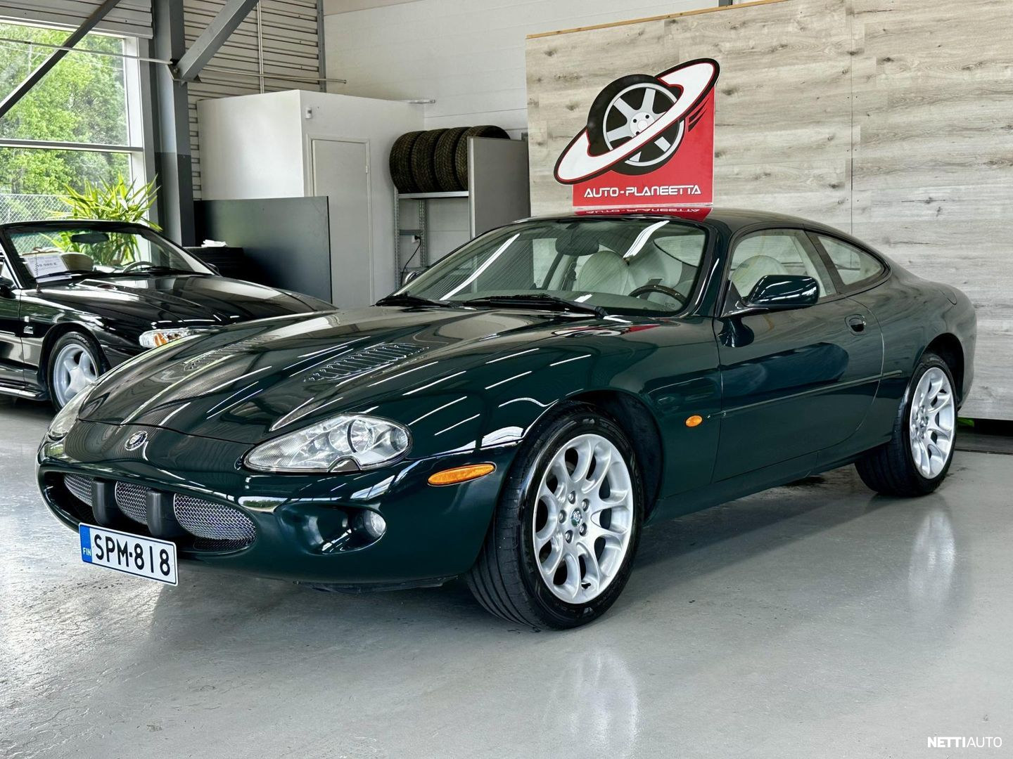 Jaguar XKR