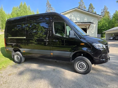 Mercedes-Benz Sprinter 2024, photo 3/18