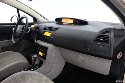 Citroen C4 Hatchback 2.0I 16V 2007, kuva 7/36