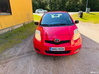 Toyota Yaris 2009, photo 3/8