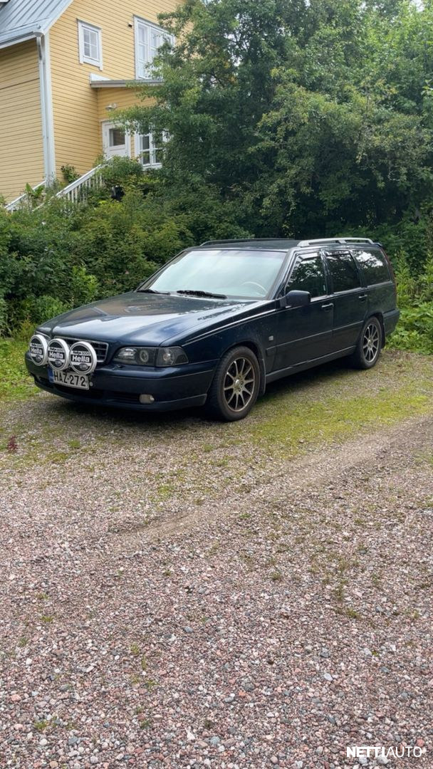 Volvo V70