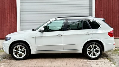 BMW X5 3,0 SD M-Sport 2009, kuva 3/11
