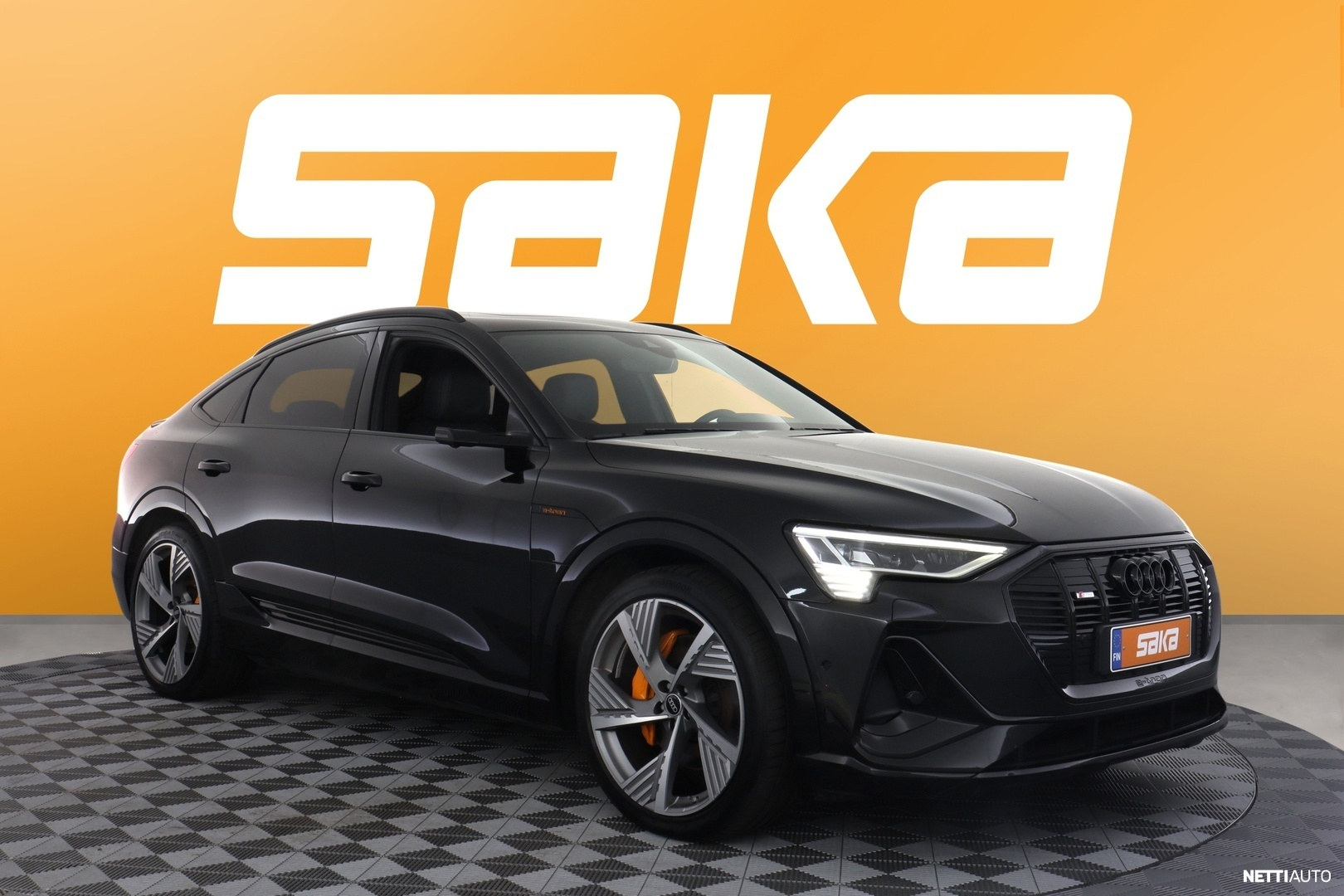 Audi e-tron