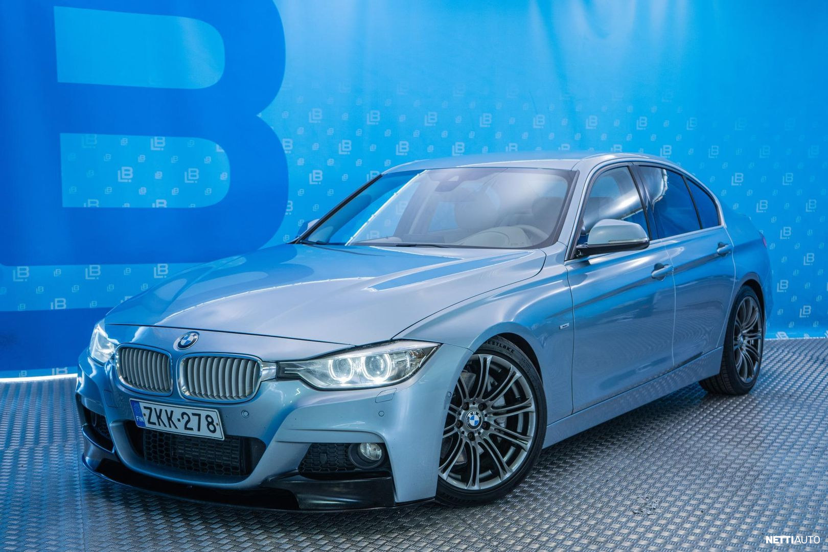 BMW 335