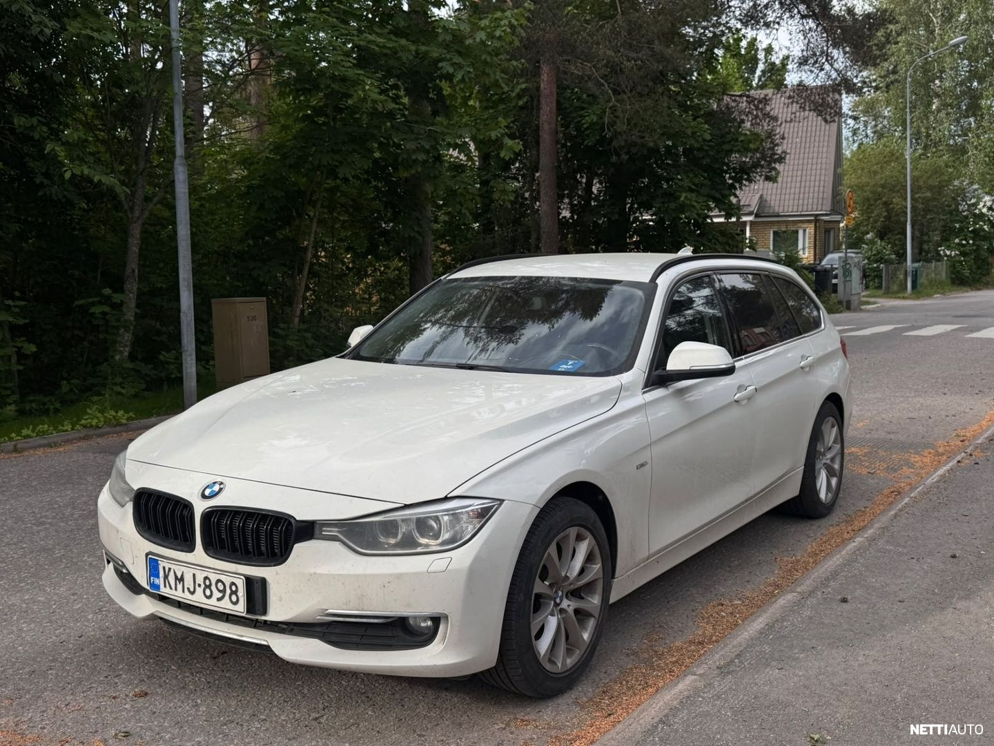 BMW 320