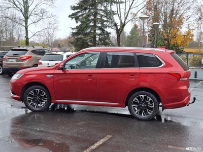 Mitsubishi Outlander PHEV 2017, kuva 2/24