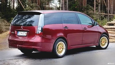 Mitsubishi Grandis 2006, photo 5/14