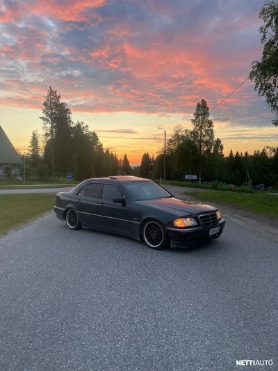 Mercedes-Benz C 1998, kuva 2/8