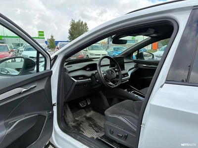 Skoda Enyaq 80 SportLine iV 2023, photo 4/7