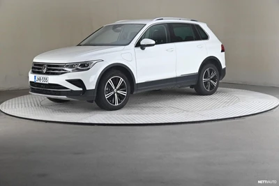 Volkswagen Tiguan 2023, photo 1/10
