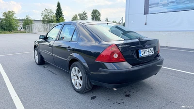 Ford Mondeo 1,8i 125hv Ghia Sedan 2003, kuva 6/10