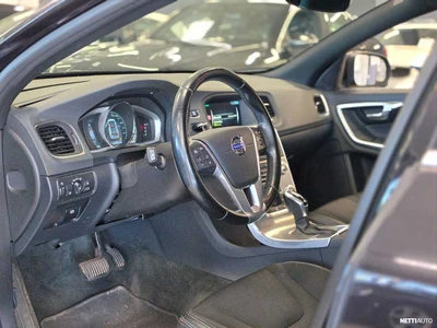 Volvo V60 D4 Business aut 2015, kuva 7/8