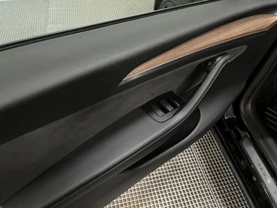 Tesla Model Y Performance 2023, kuva 7/36