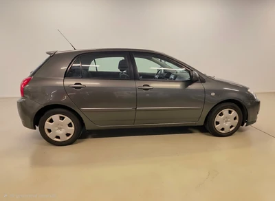 Toyota Corolla 2005, kuva 4/17