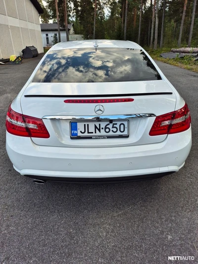 Mercedes-Benz E 220 CDI BE Coupé A 2012, kuva 6/13